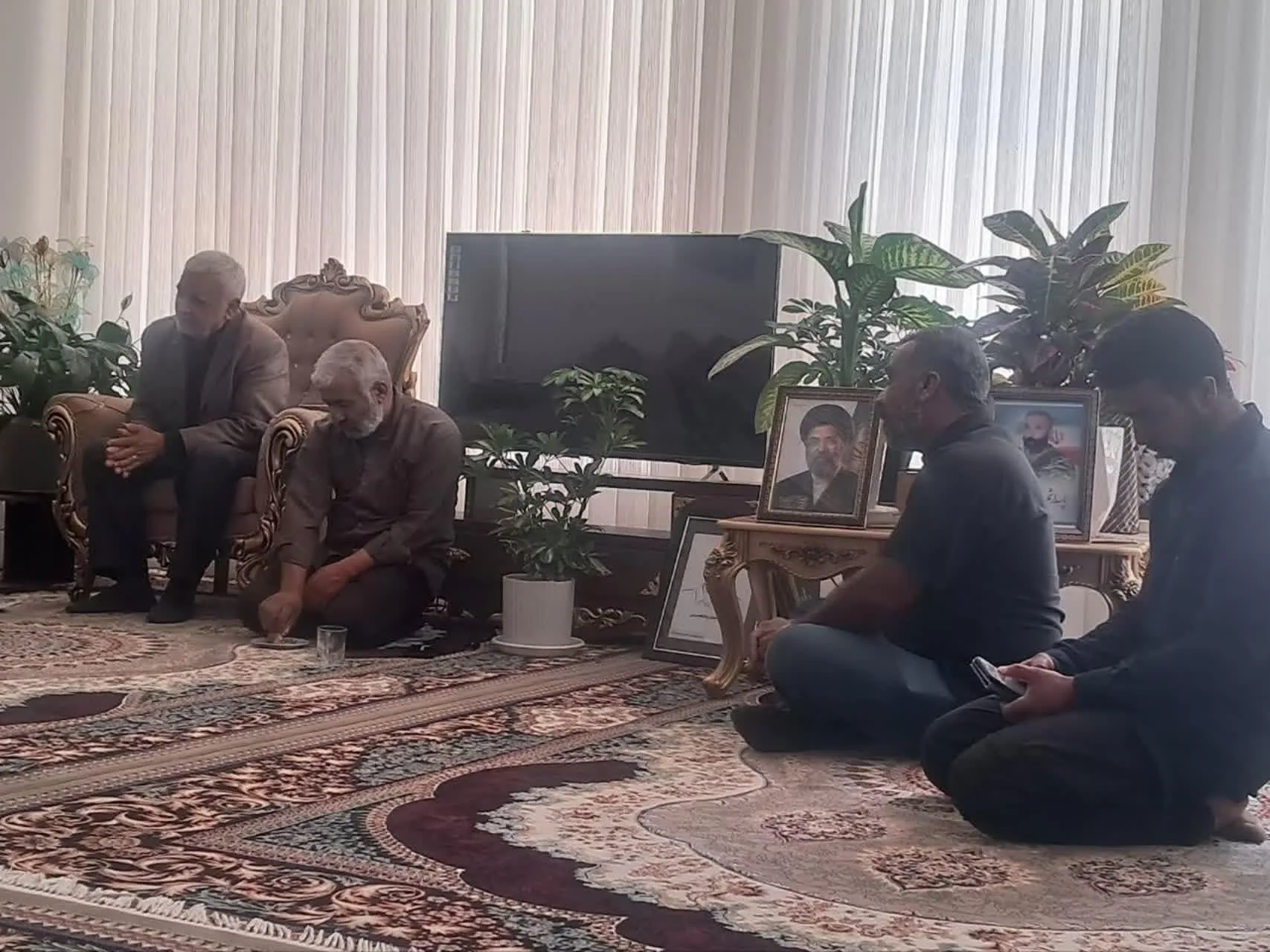 دیدار با خانواده محترم شهید بزرگوار رحمان چاکرالحسینی